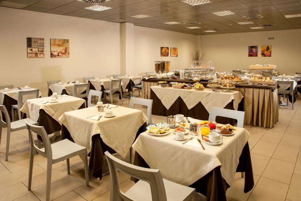 Hotel Artis Roma Ngoại thất bức ảnh