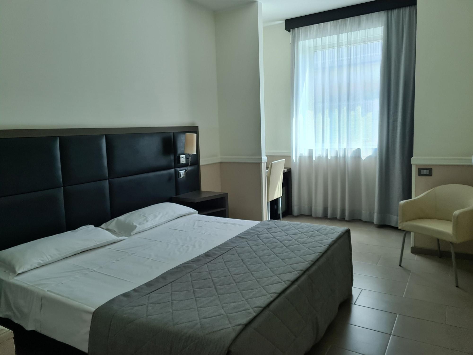 Hotel Artis Roma Ngoại thất bức ảnh