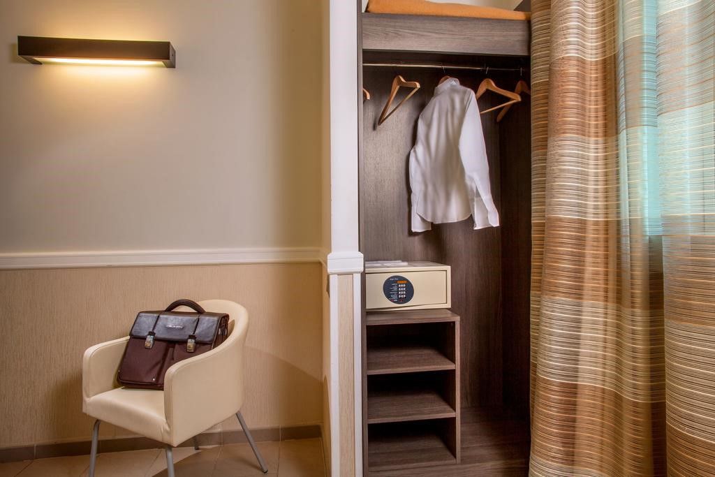 Hotel Artis Roma Ngoại thất bức ảnh
